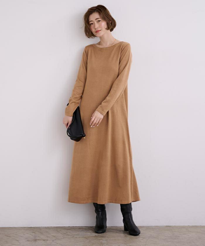 ラウンドネックフレアロングニットワンピース | ur 