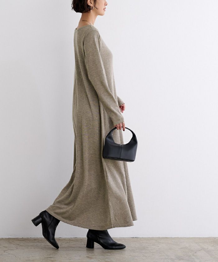 UNITED ARROWS（ユナイテッドアローズ）の「Vネック ロング
