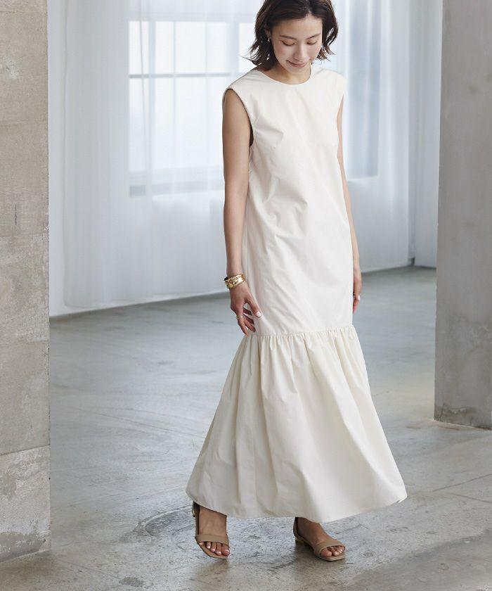 バッククロス切替フレアマキシワンピース | ur 