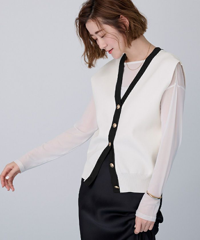 ゴールド釦コクーンニットベスト【メール便可／100】 | ur's（ユアーズ）