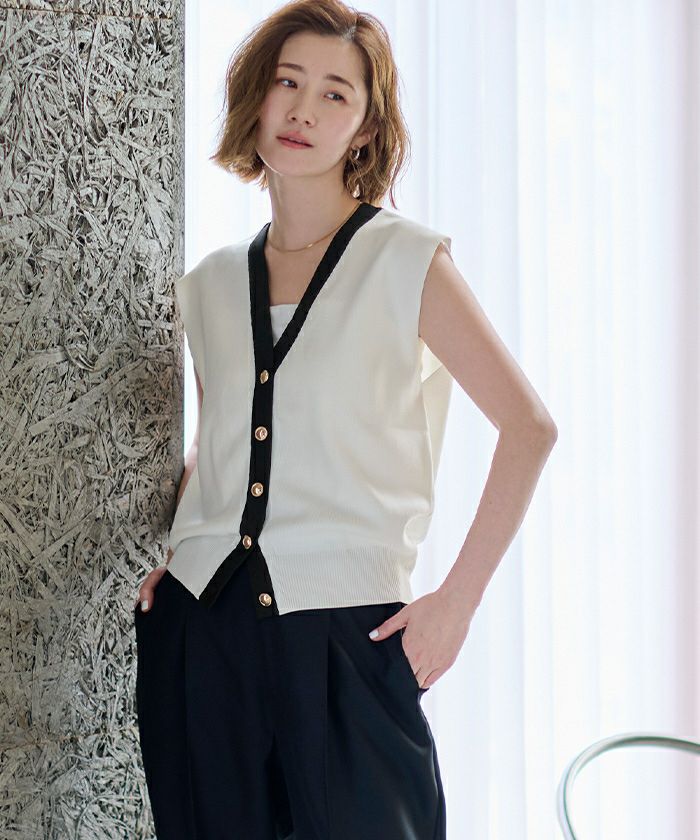 ゴールド釦コクーンニットベスト【メール便可／100】 | ur's（ユアーズ）