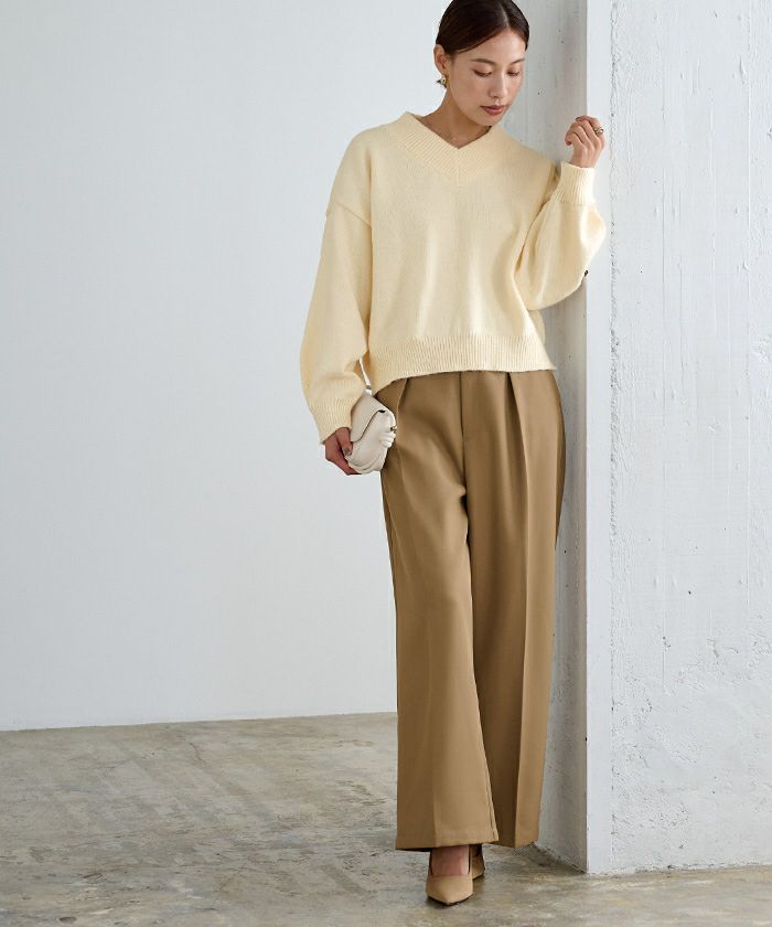 Vネックラグランニットプルオーバー | ur's（ユアーズ）