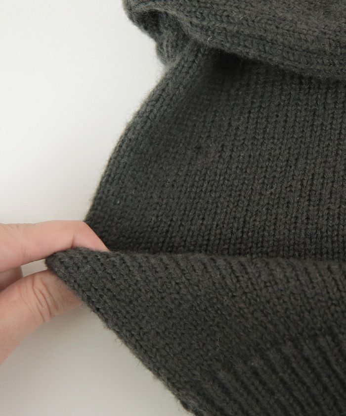 Vネックラグランニットプルオーバー | ur's（ユアーズ）