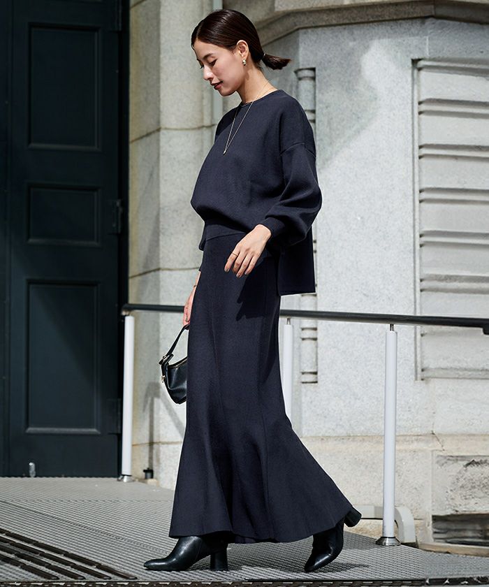 クルーネックトップス×マーメイドスカートニットセットアップ | ur 