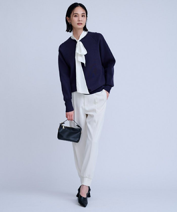 64396 URBANE 付け衿付 スーツ上下 紺色 サイズ11