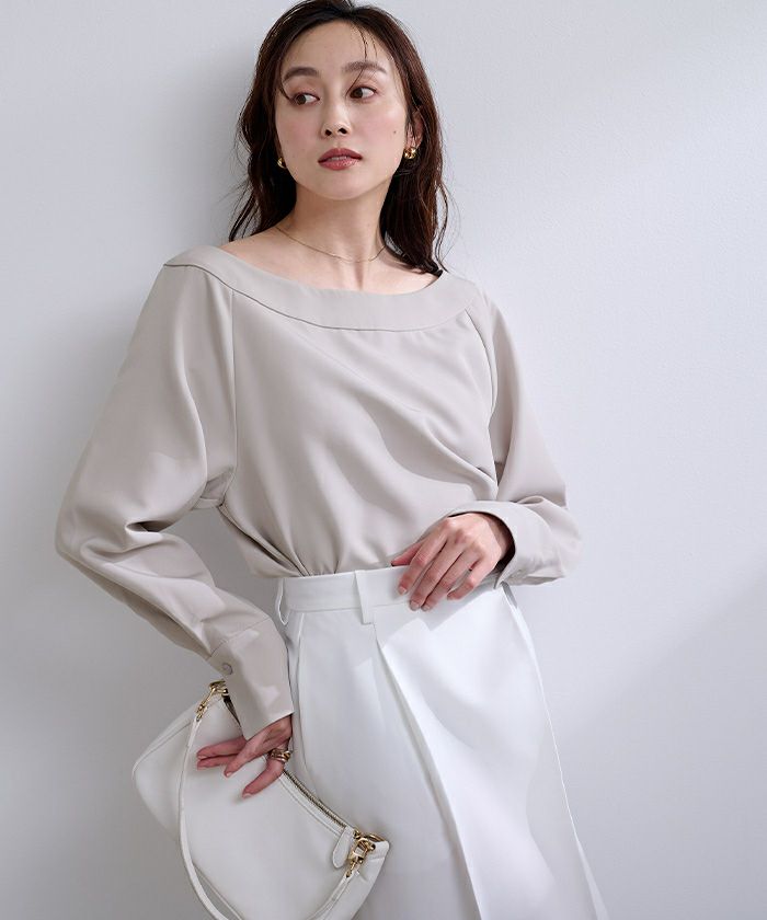 2way釦ボートネックブラウス | ur's（ユアーズ）