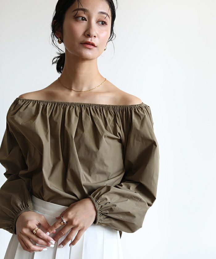 大人のラッシュガードパフショルダートップス 大人のラッシュガードパフショルダートップス 大人のラッシュ