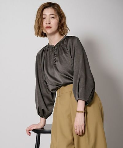 サテンラグランスリーブブラウス | ur's（ユアーズ）