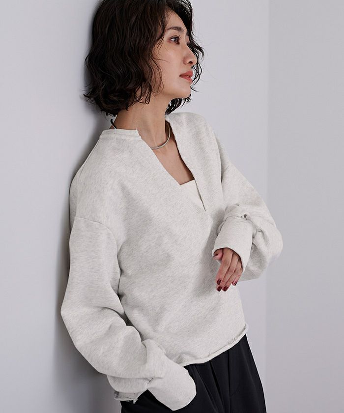 深Vネックスウェットプルオーバー | ur's（ユアーズ）