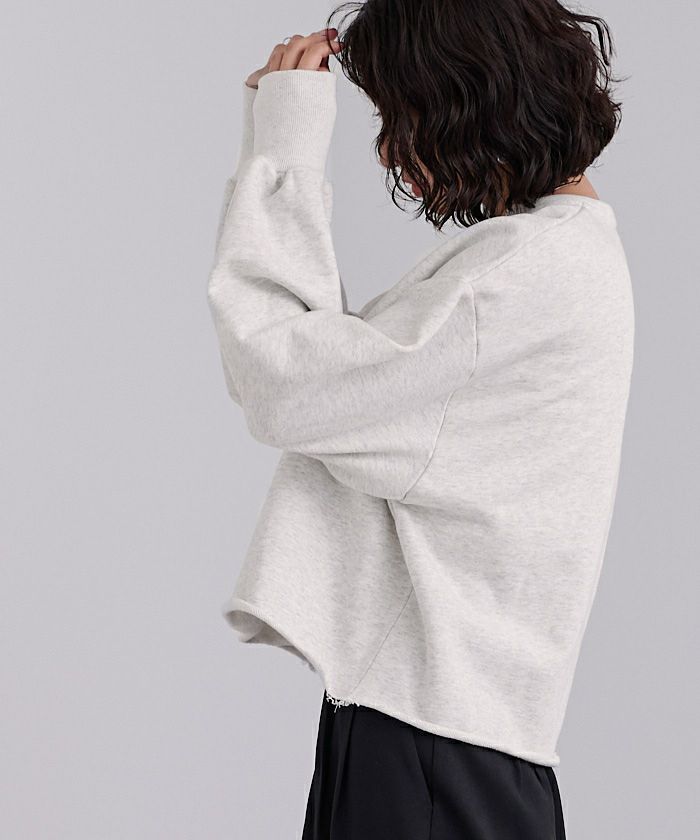 深Vネックスウェットプルオーバー | ur's（ユアーズ）