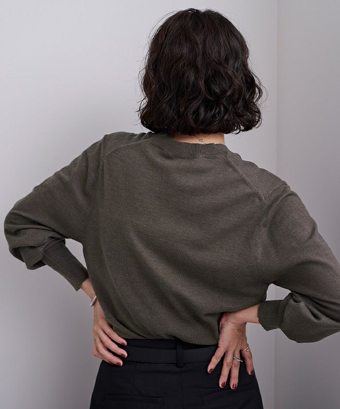 もちもちVネックニット【メール便可／100】 | ur's（ユアーズ）