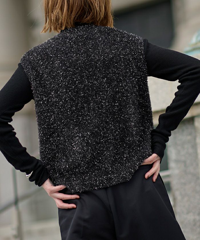 ラメシャギーVネックニットベスト【メール便可／100】 | ur's（ユアーズ）