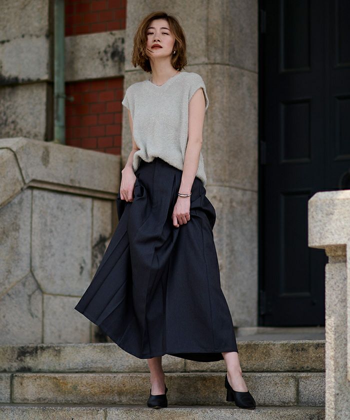 ラメシャギーVネックニットベスト【メール便可／100】 | ur's（ユアーズ）