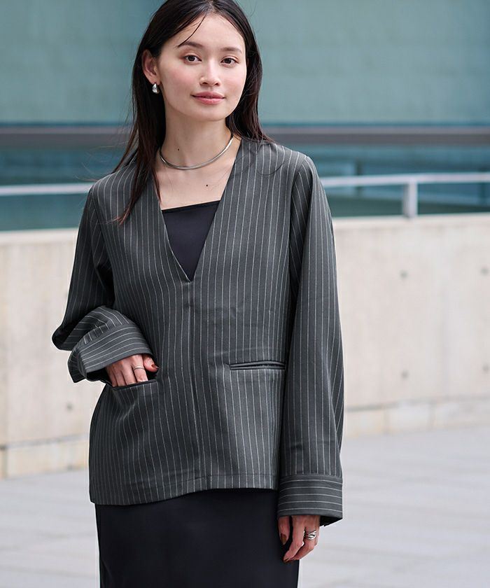 【美品】ebure エブール　 Vネック ブラウス 美品 ebure エブール Vネック 長袖 プルオーバー ブラウス チュニック