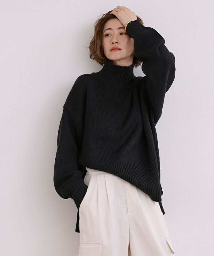 ハイネックサイドスリットオーバーサイズニット | ur's（ユアーズ）