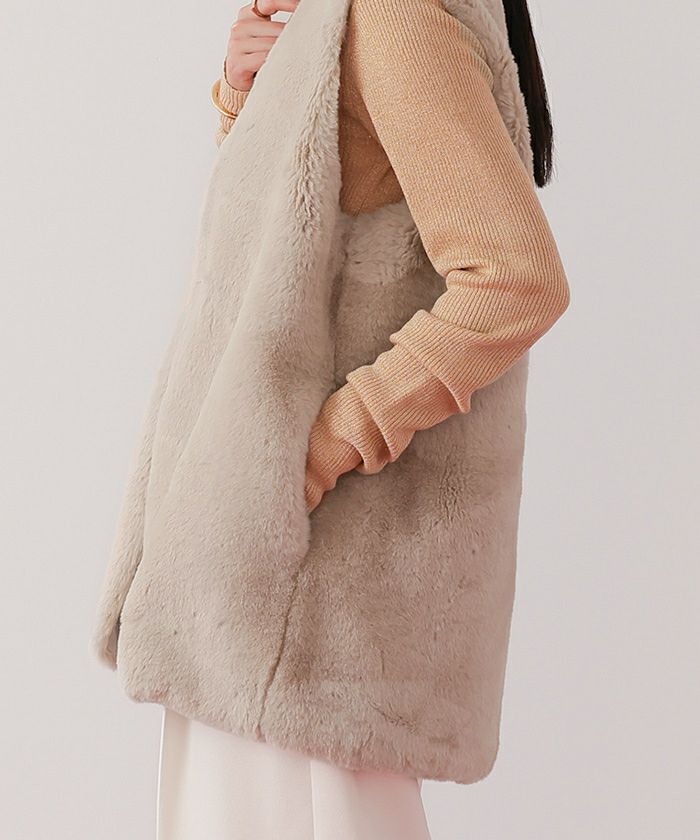 プリスティン フェイクファーノーカラージレ オフホワイト　オーガニックコットン ヤクフェイクファーノーカラージレ / オーガニックコットン – PRISTINE