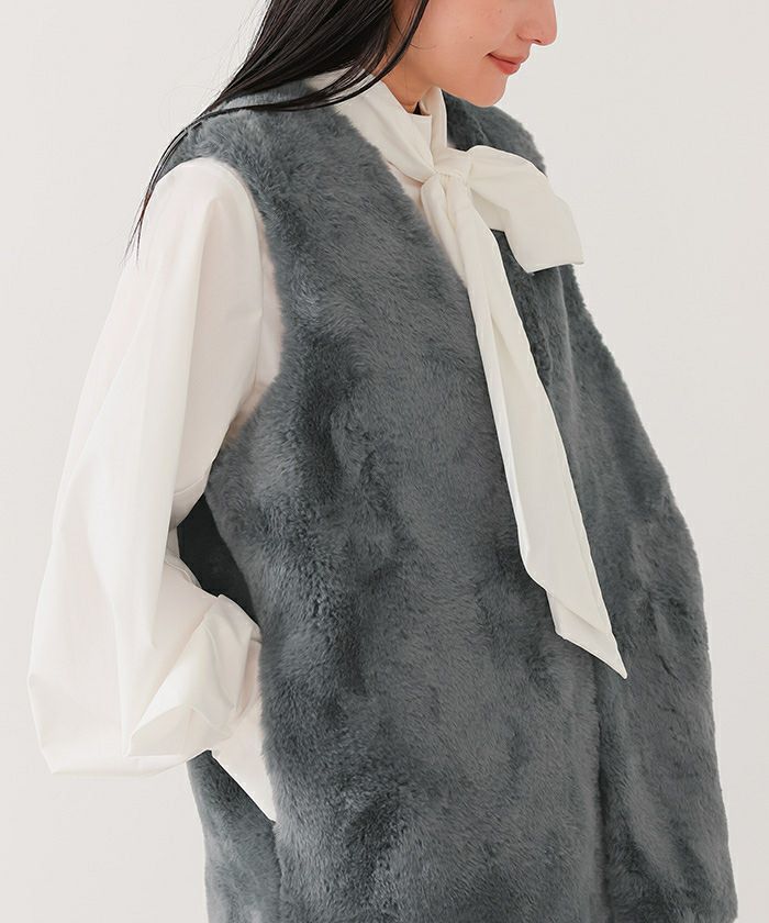 フェイクファーノーカラージレ | ur's（ユアーズ）