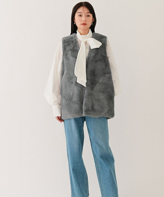 フェイクファーノーカラージレ | ur's（ユアーズ）