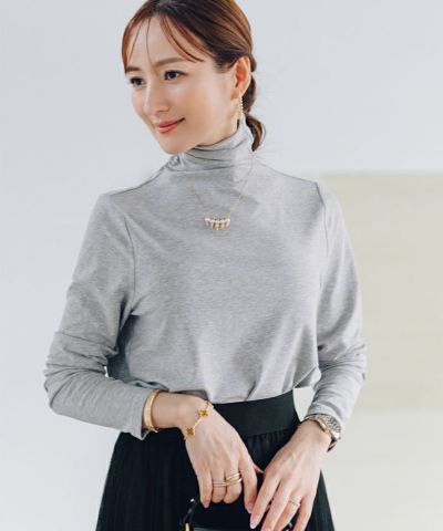 ハンドメイド　ボトルネックのプルオーバー　 Mサイズ　ライトグレー ハンドメイド ボトルネックのプルオーバー Mサイズ ライトグレー