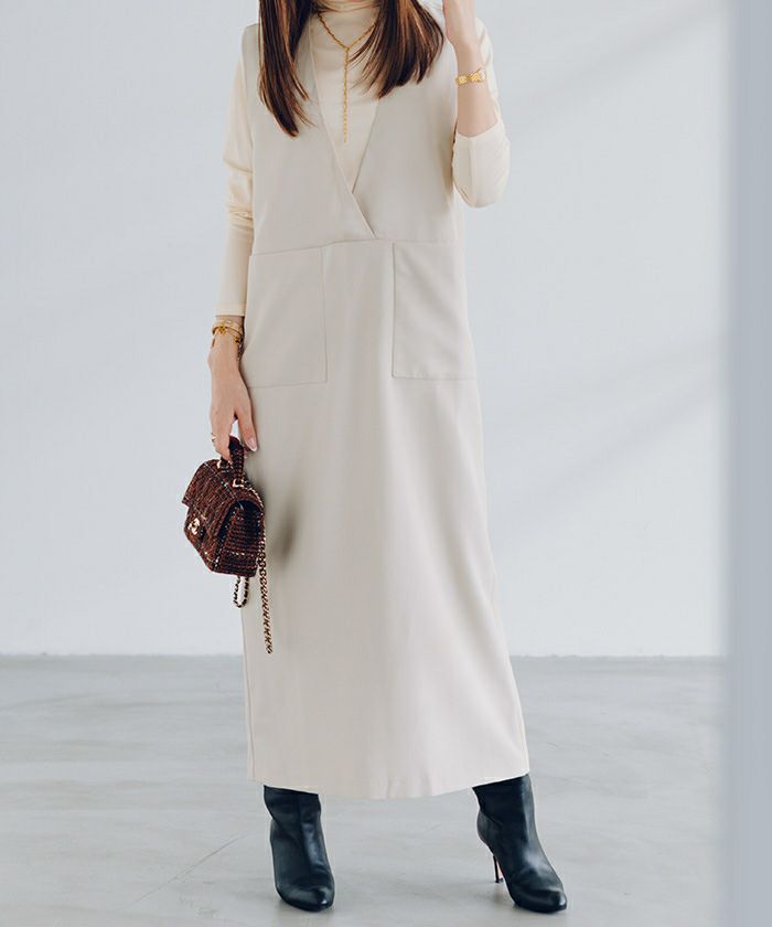 ソフトツイルポケットデザインディープVネックワンピース | ur's