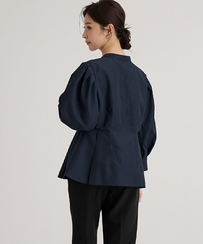 yori ネイビー ペプラム 長袖シャツ UR'S（ユアーズ）の「配色釦ウエストタックペプラムシャツ（シャツ
