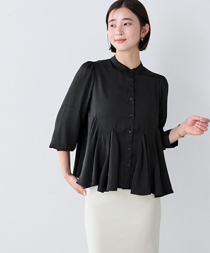 yori フクレフレアブラウス ブラック　7/25日以降発送 人気のYoriヨリ フクレフレアブラウス半袖 黒
