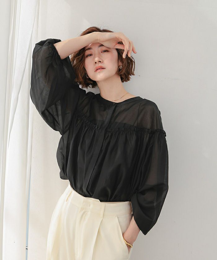 ライトシアーギャザーブラウス【メール便可／100】 | ur's（ユアーズ）