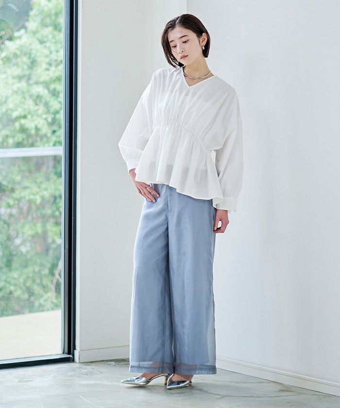 Vネックウエストギャザーブラウス | ur's（ユアーズ）